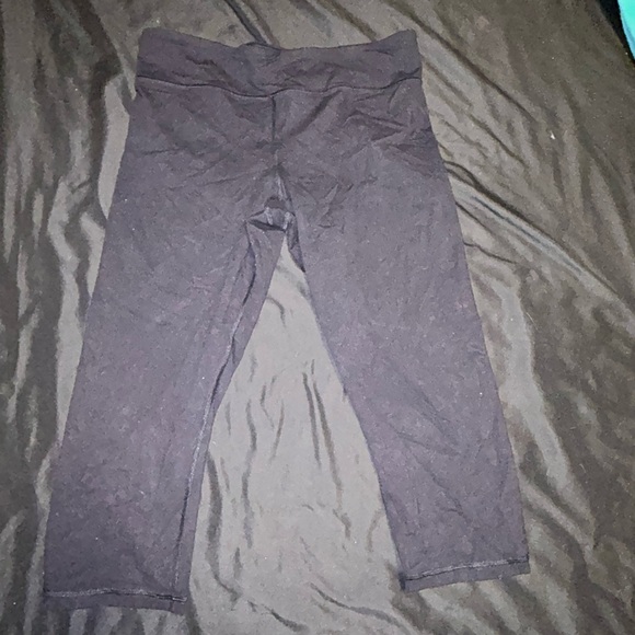 American Eagle workout leggings, capris, size extra large - Picture 1 of 4
